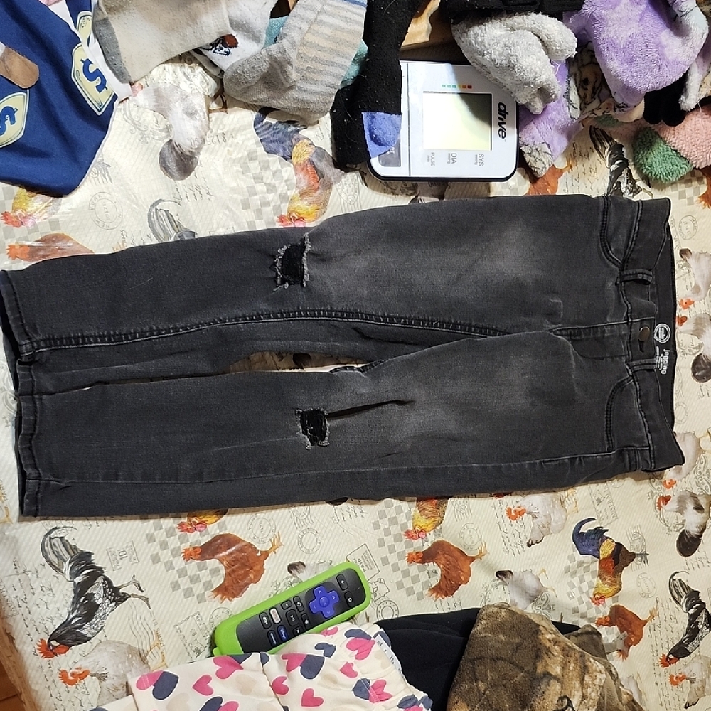 Black Distressed Jeans